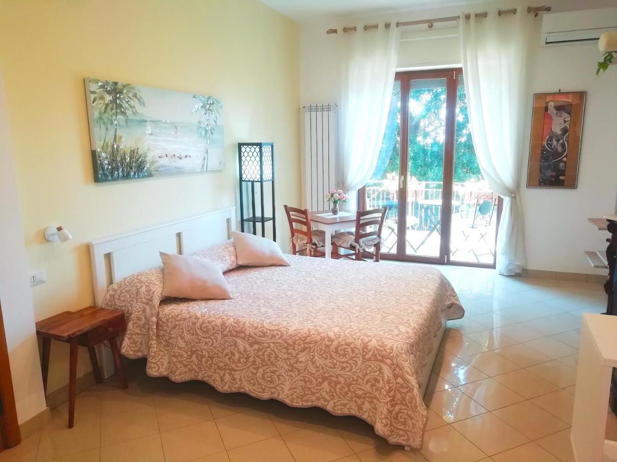 Angelina Suite B&B - Sorrento Centro Kültér fotó